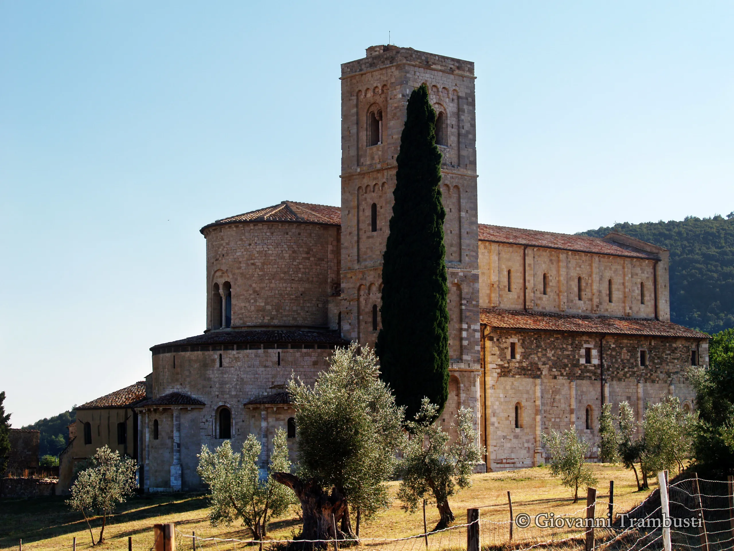 Sant'Antimo 002, Tuscany — fotografia de Giovanni Trambusti
