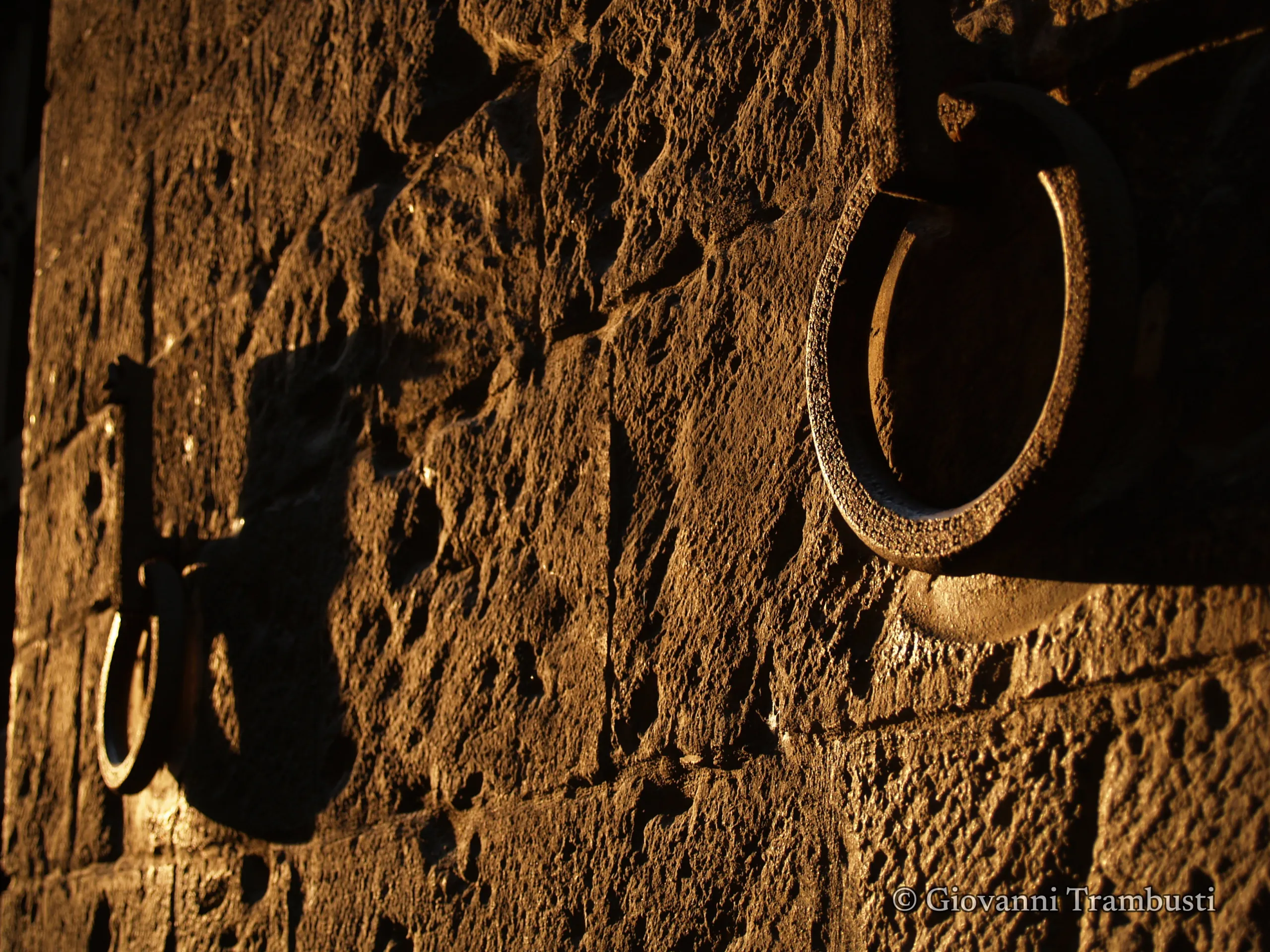 Doors 009, Florence — fotografía de Giovanni Trambusti